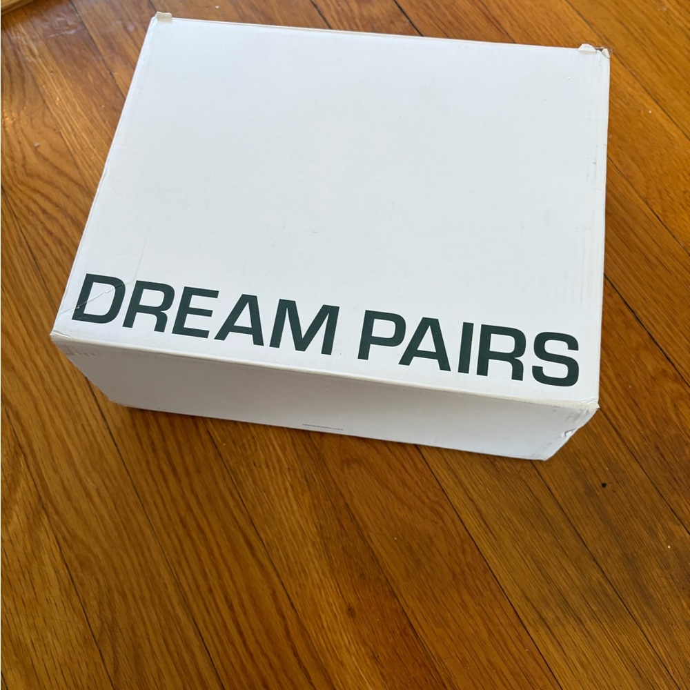 Slippers - Picture 6 of 6